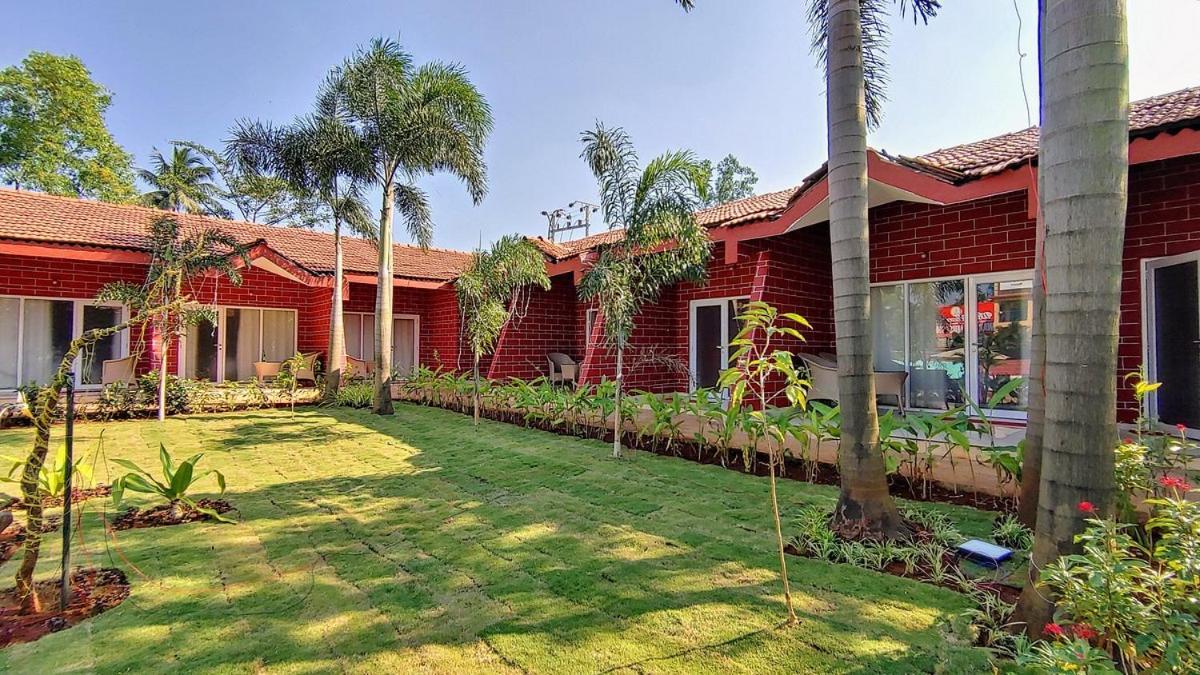 Whispering Woods Resort Lonavala Exterior foto